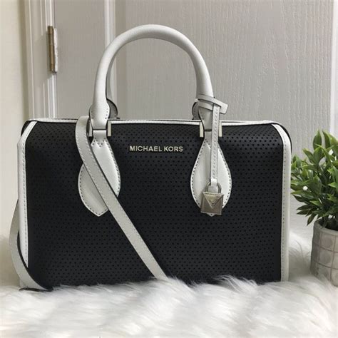 giỏ michael kors